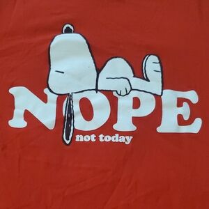 Peanuts Snoopy Shirt Size Medium